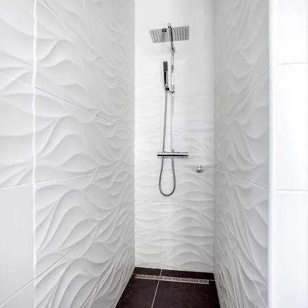 Le Clos Des Pervenches Jassans-Riottier Room photo